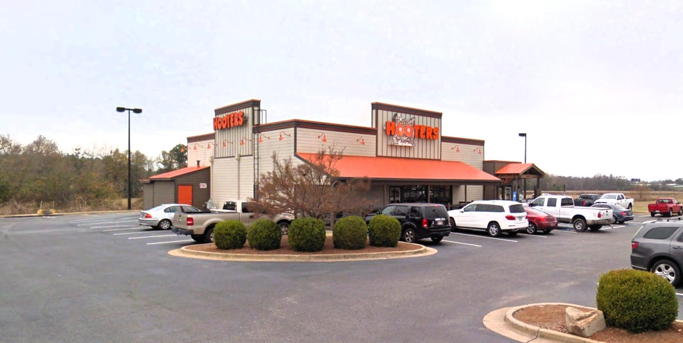 5025 Oscar Baxter Dr, Tuscaloosa, AL for lease - Building Photo - Image 1 of 2
