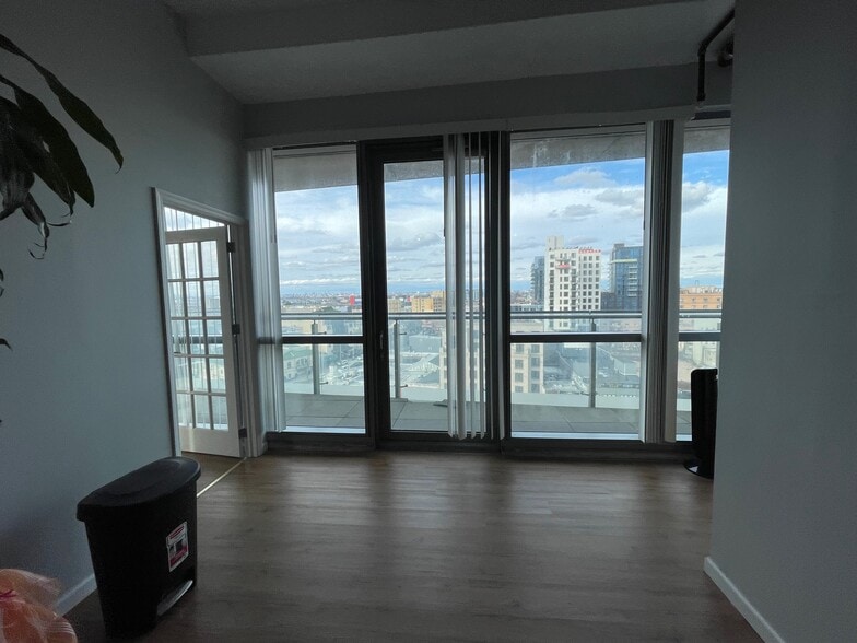 36-18 Main St, Flushing, NY for sale - Interior Photo - Image 2 of 19