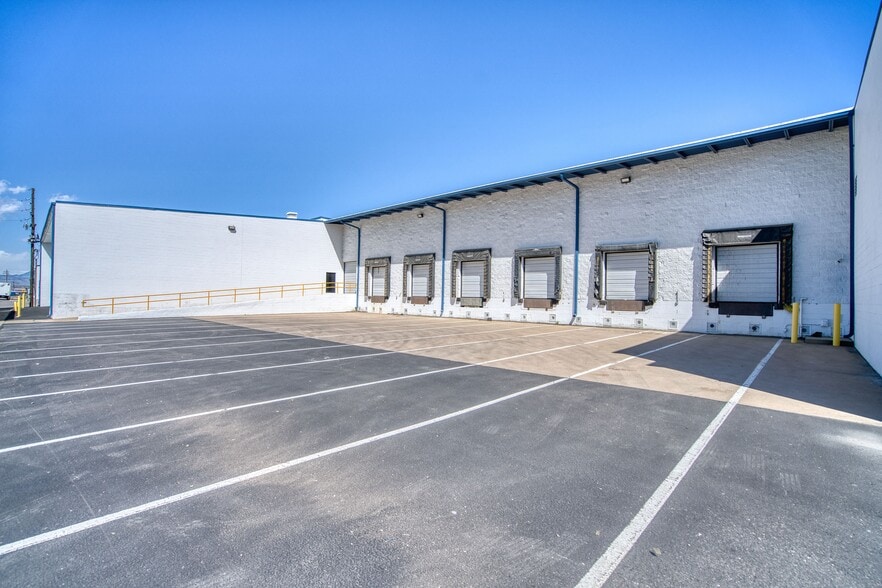 4475 E 50th Ave, Denver, CO for lease - Building Photo - Image 3 of 6