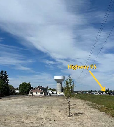 411 Miles ave, Hayden, ID for lease - Building Photo - Image 3 of 8