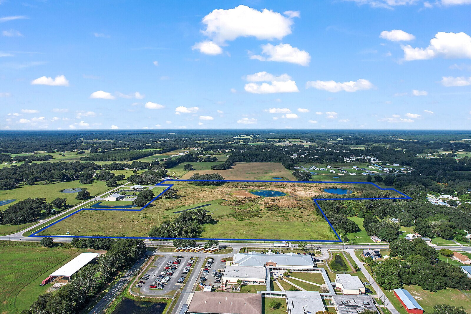 416 Market Blvd, ster, FL 33597