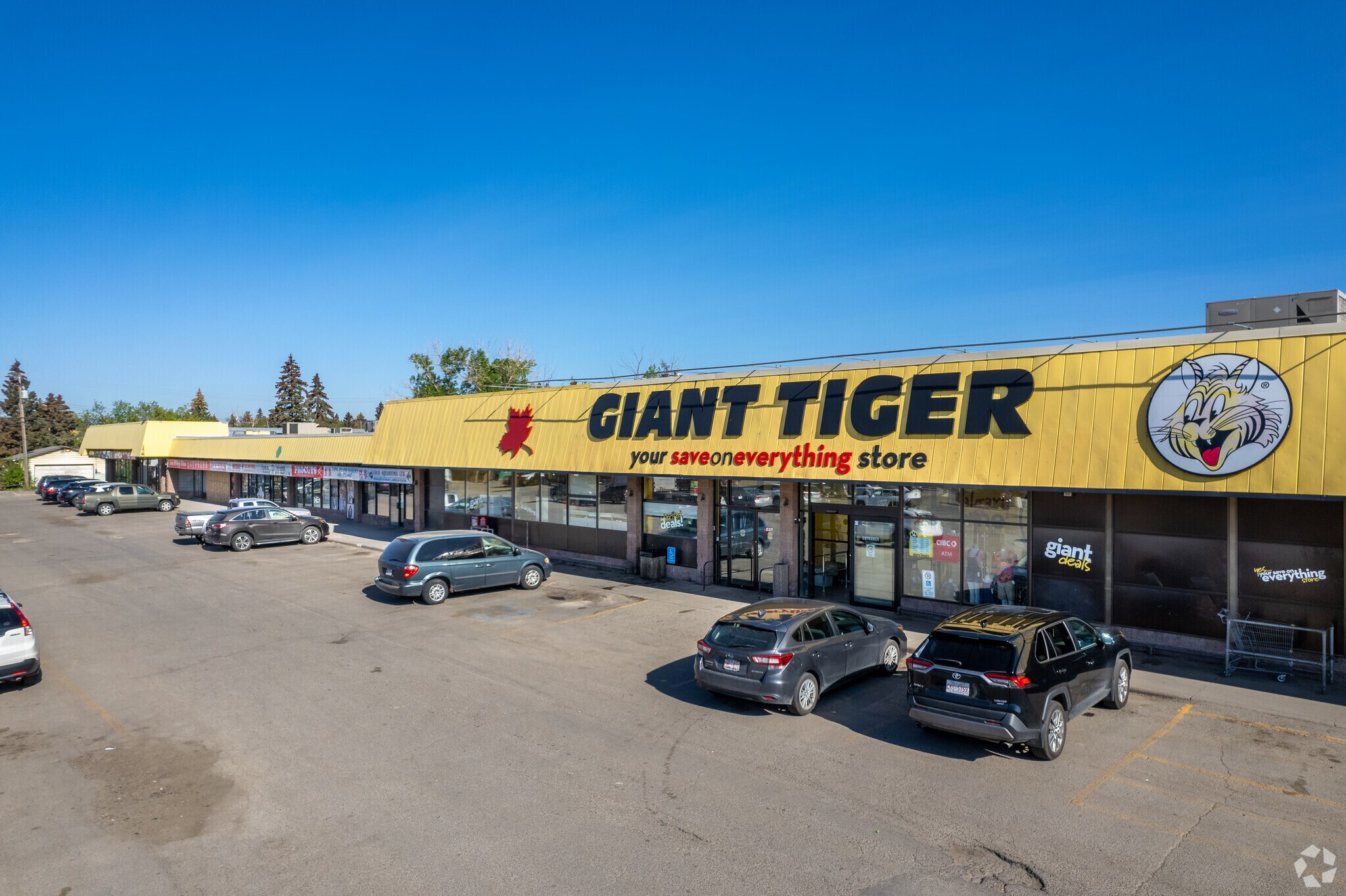 4710 17th Ave SE, Calgary, AB for lease Primary Photo- Image 1 of 7