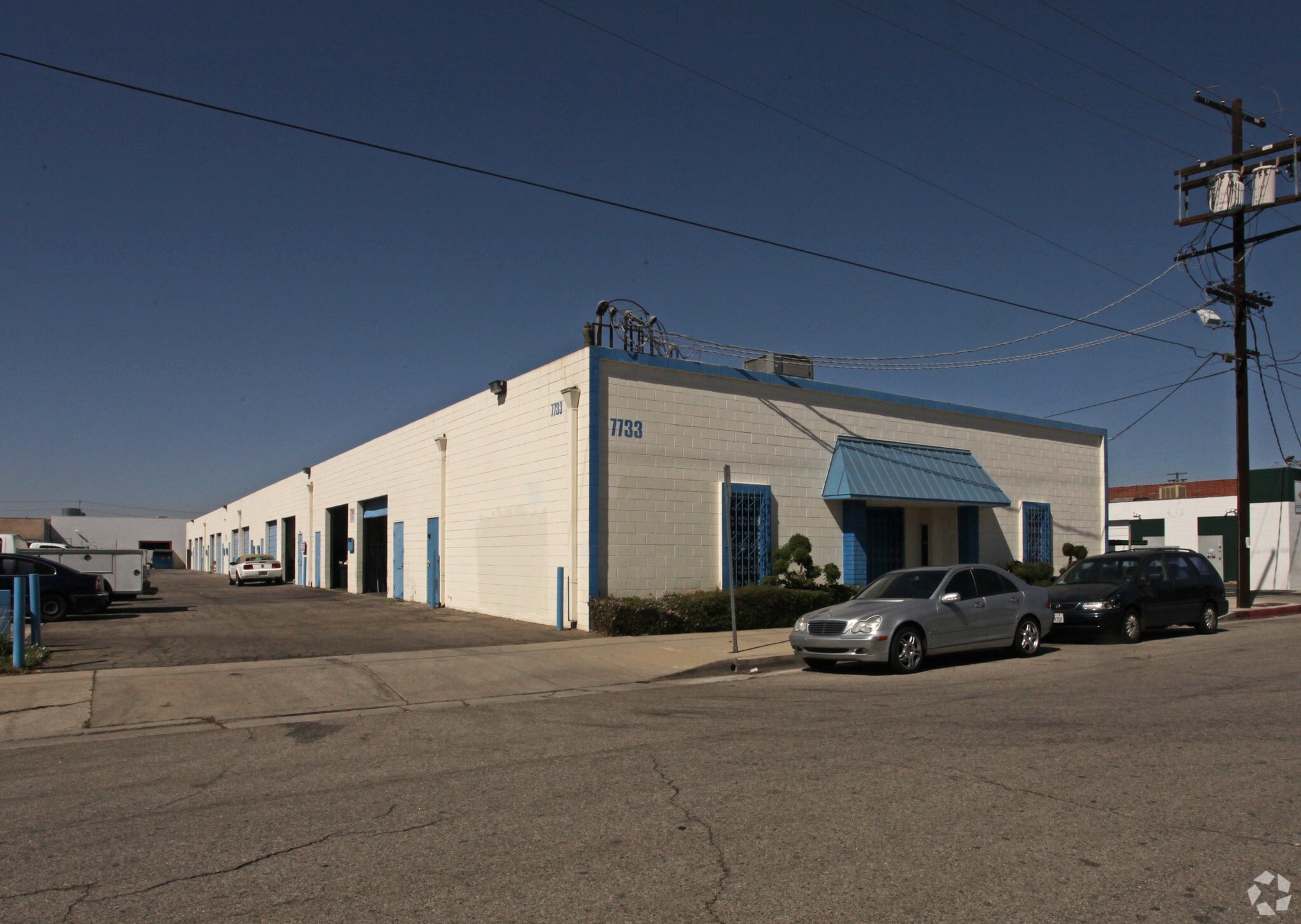 7733 Densmore Ave, Van Nuys, CA for lease Primary Photo- Image 1 of 5