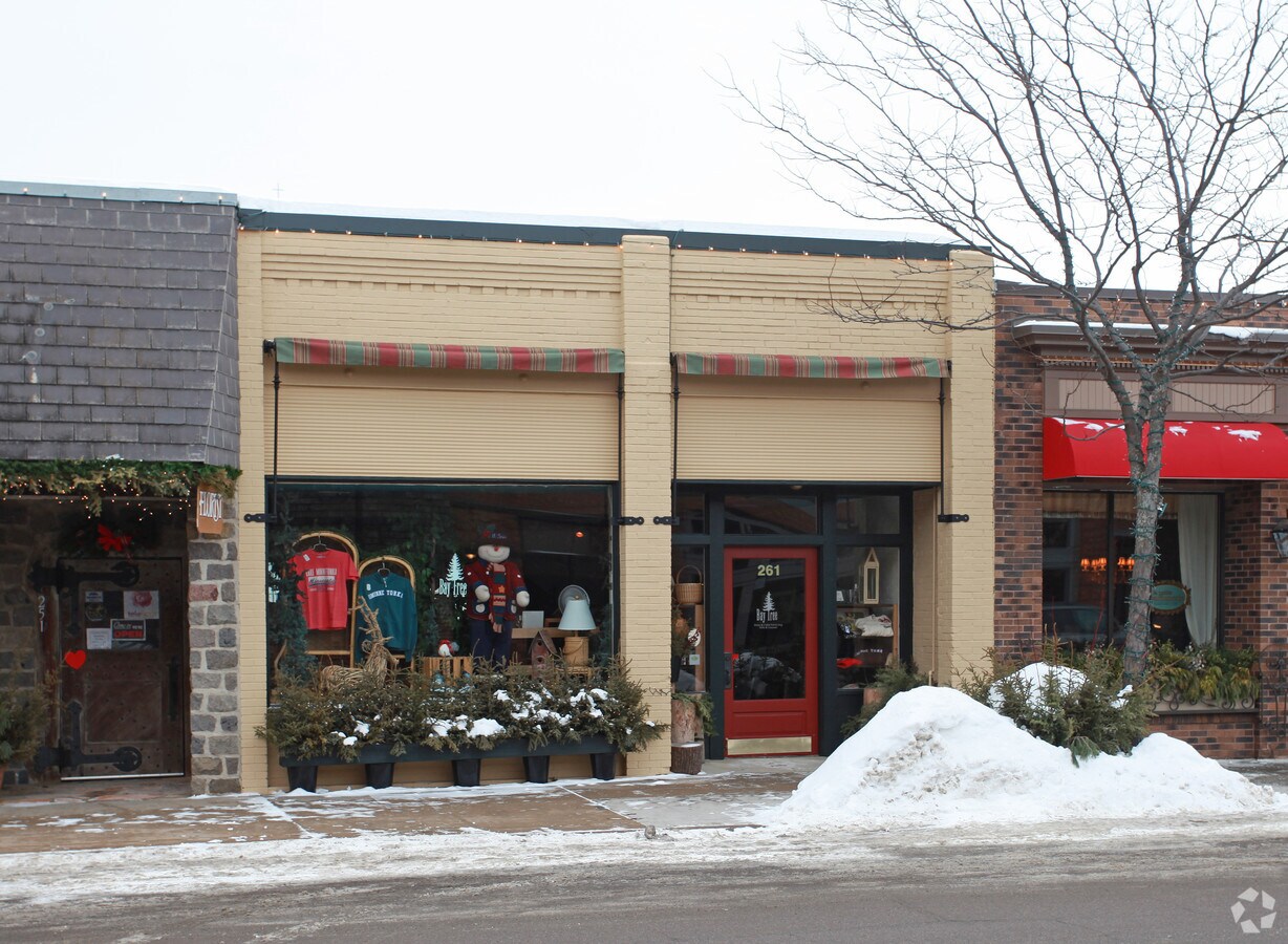 261 Water St, Excelsior, MN 55331