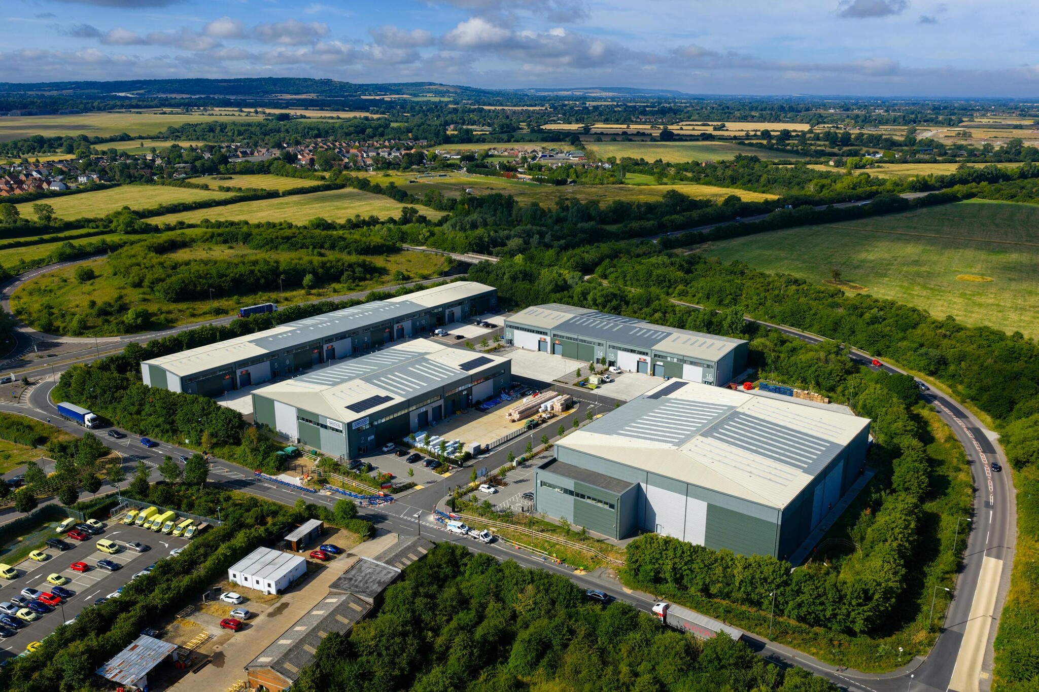 41 College Rd, Aylesbury for lease Building Photo- Image 1 of 26