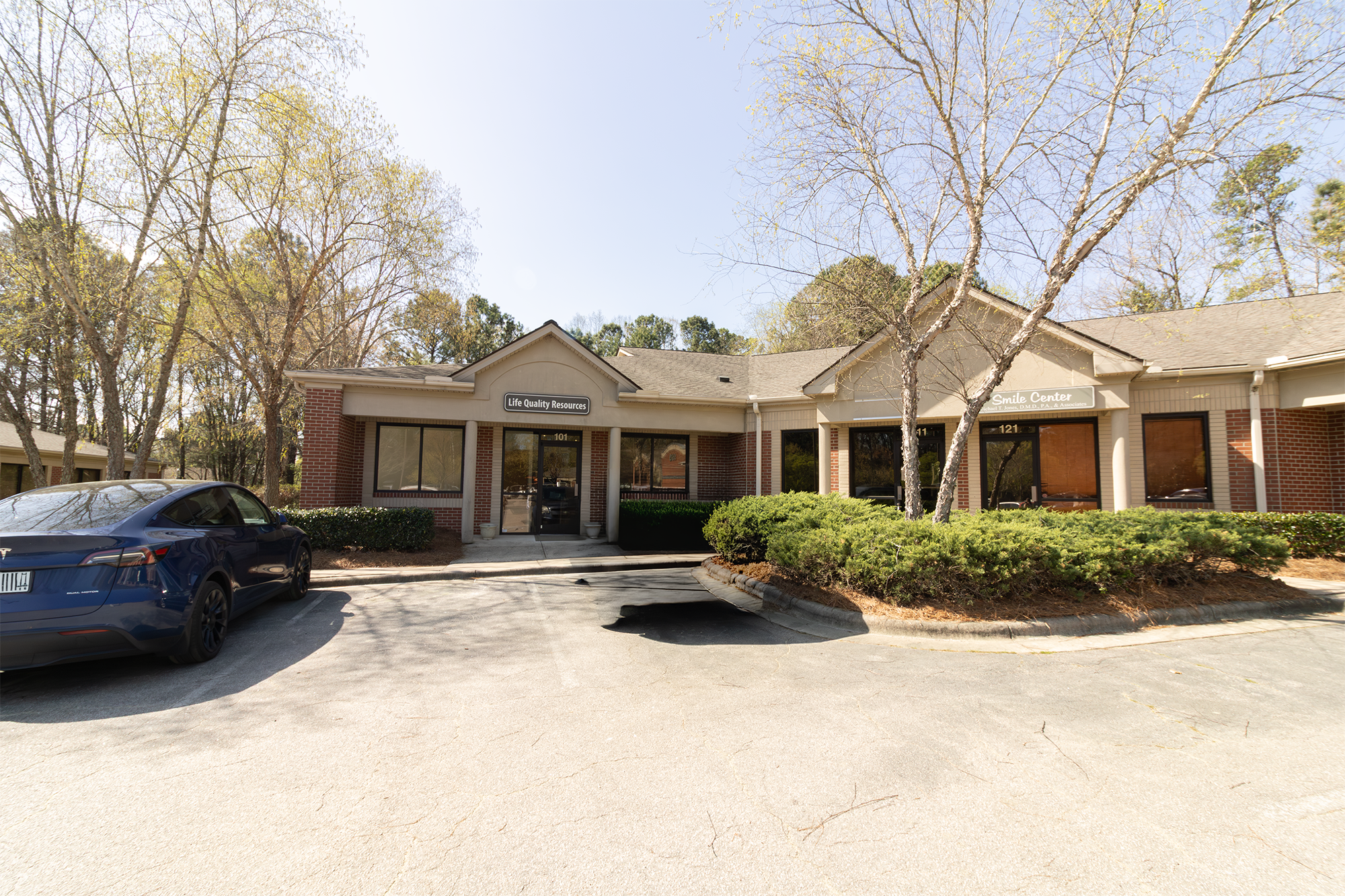 5613 Duraleigh Rd, Raleigh, NC for sale Primary Photo- Image 1 of 11