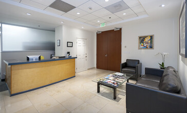 201 Santa Monica Blvd, Santa Monica, CA for lease Interior Photo- Image 1 of 4