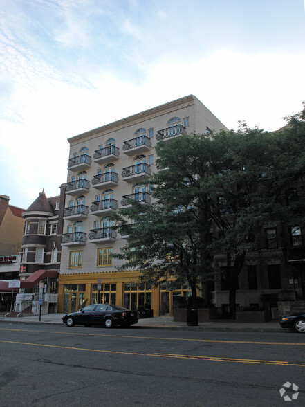 1836-1840 Columbia Rd NW, Washington, DC for lease - Primary Photo - Image 1 of 28