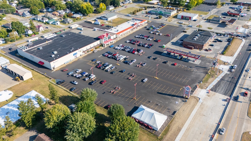 120 S Memorial Dr, New Castle, IN for lease - Building Photo - Image 3 of 5