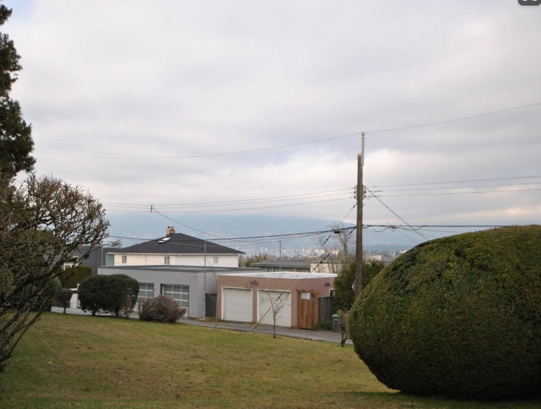 4180 Quesnel Dr, Vancouver, BC for sale - Site Plan - Image 2 of 3