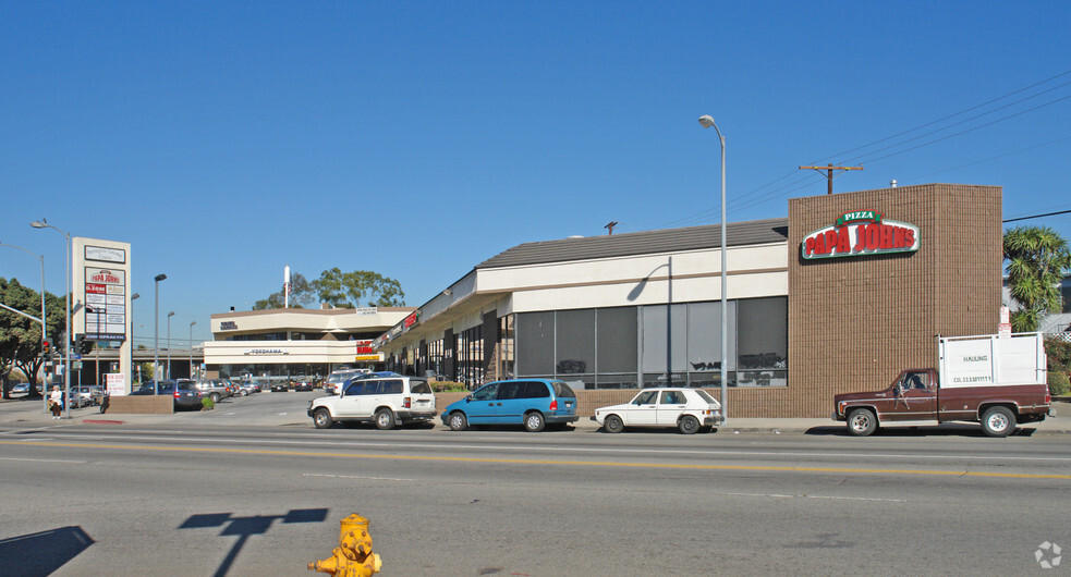 11660-11690 Gateway Blvd, Los Angeles, CA for lease - Building Photo - Image 2 of 3