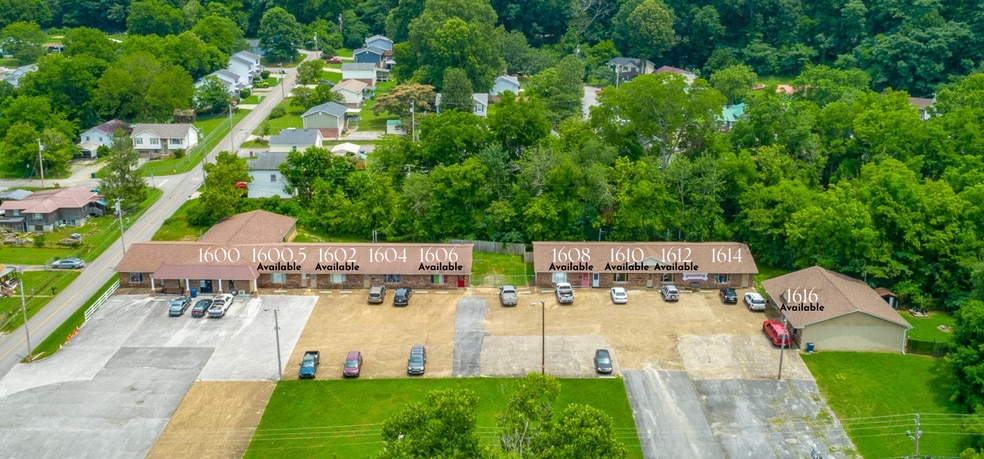 1600 McFarland Ave, Rossville, GA for lease - Building Photo - Image 2 of 20