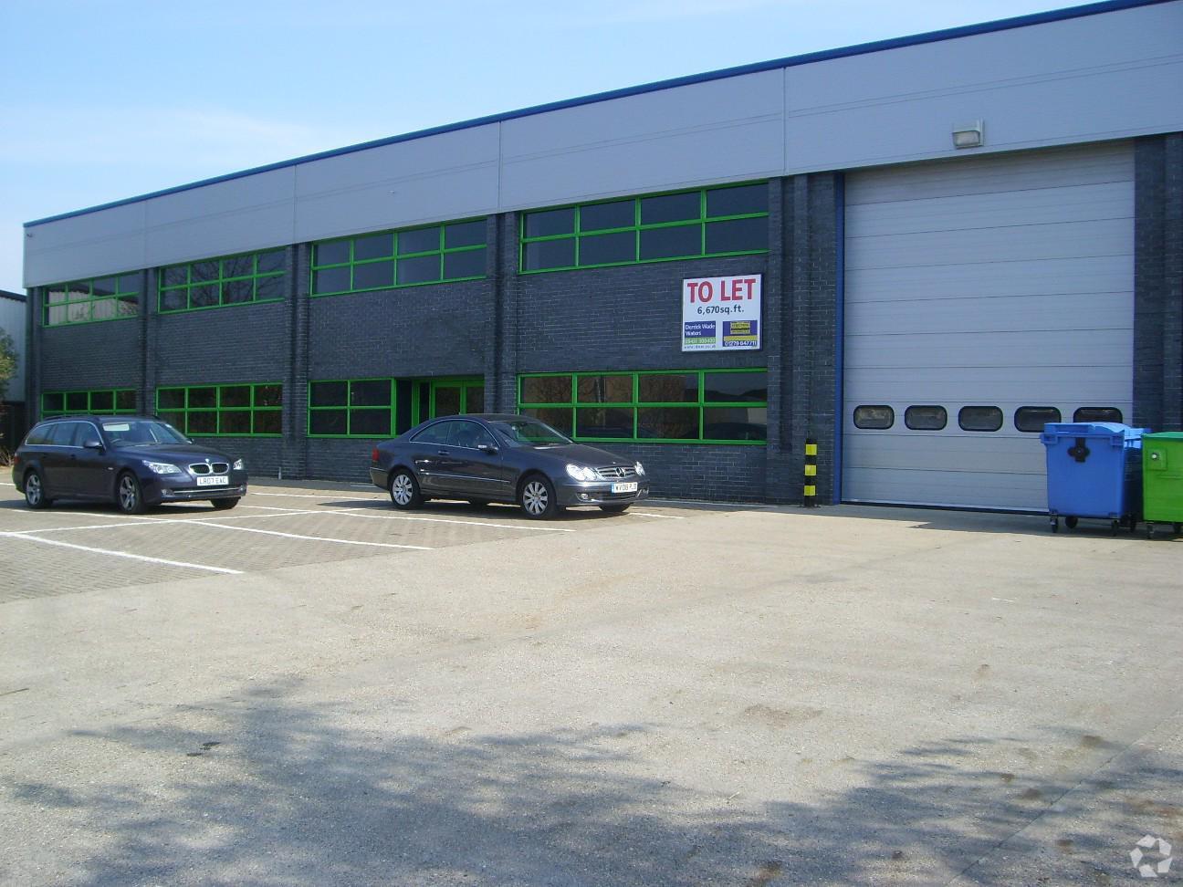 10-13 Spire Green Centre, Harlow for sale Primary Photo- Image 1 of 1