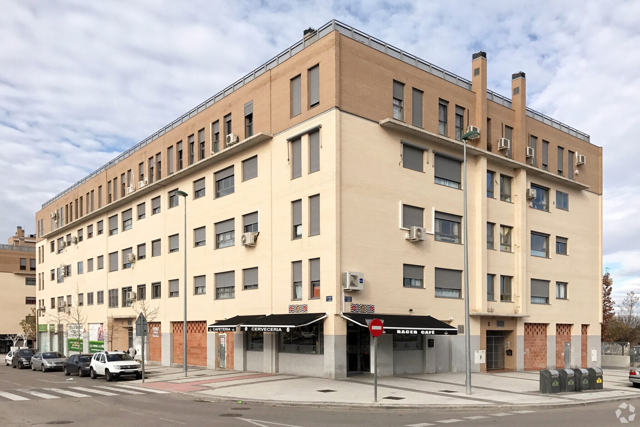 Avenida Haya, 4, Arganda del Rey, Madrid for sale Primary Photo- Image 1 of 1