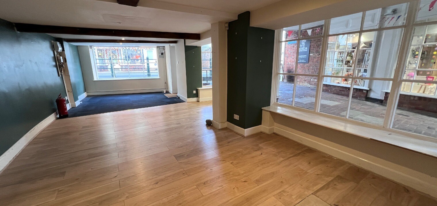 1-9 High St, Fordingbridge for lease Interior Photo- Image 1 of 3