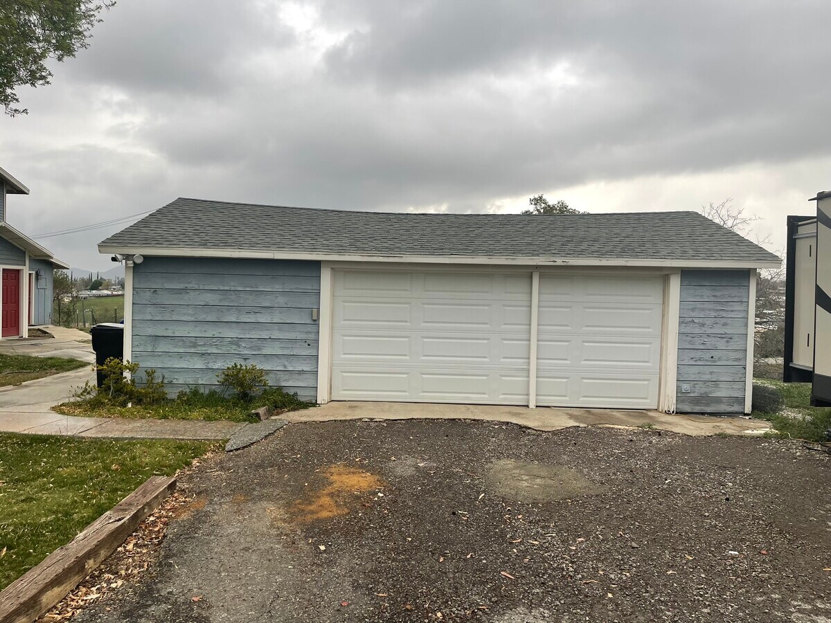 34018 Avenue H, Yucaipa, CA 92399