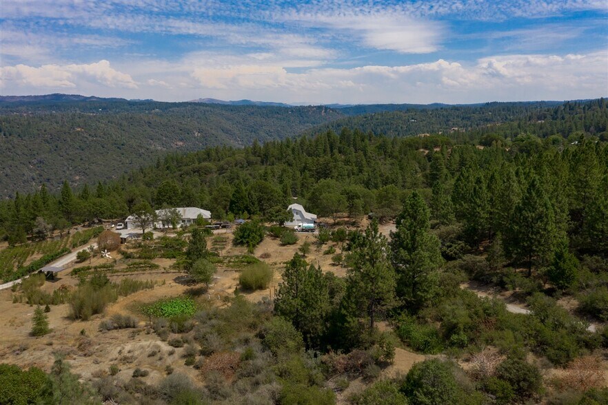 2055 Prosperity Ln, Placerville, CA 95667