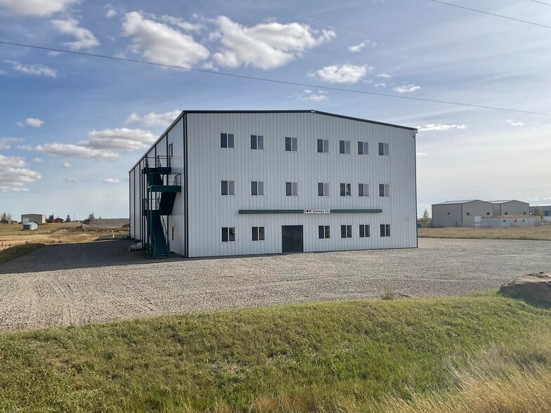 450144 82nd St E, Aldersyde, AB for sale - Building Photo - Image 3 of 22