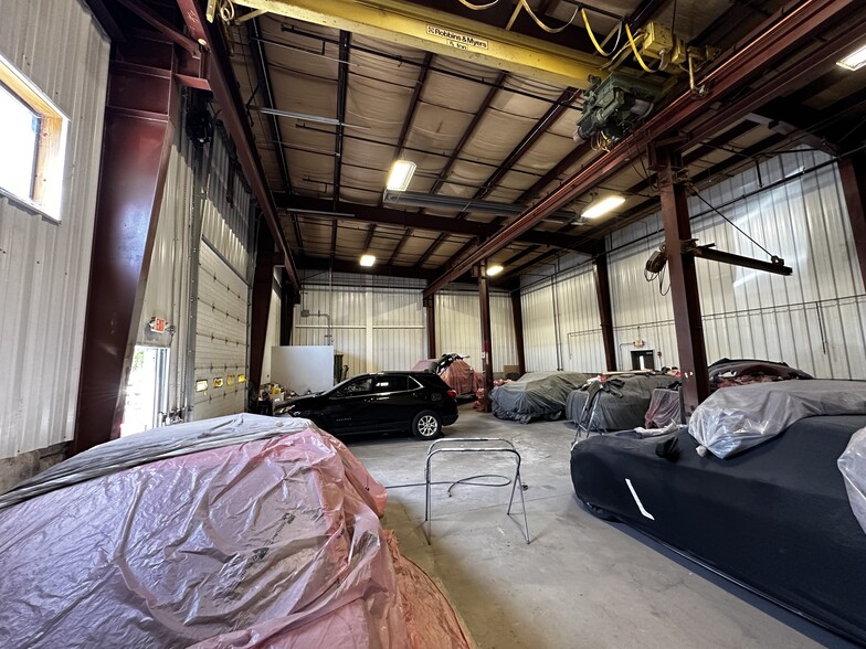 27-29 Canterbury St, Worcester, MA for sale - Interior Photo - Image 2 of 3