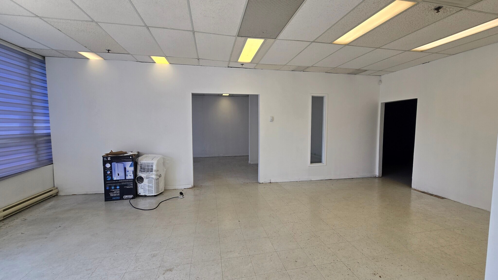 167-189 Ave Labrosse, Dollard-des-Ormeaux, QC for lease Interior Photo- Image 1 of 6
