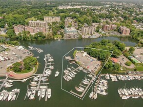 101 Harbor Ln W, New Rochelle, NY - AERIAL map view - Image1