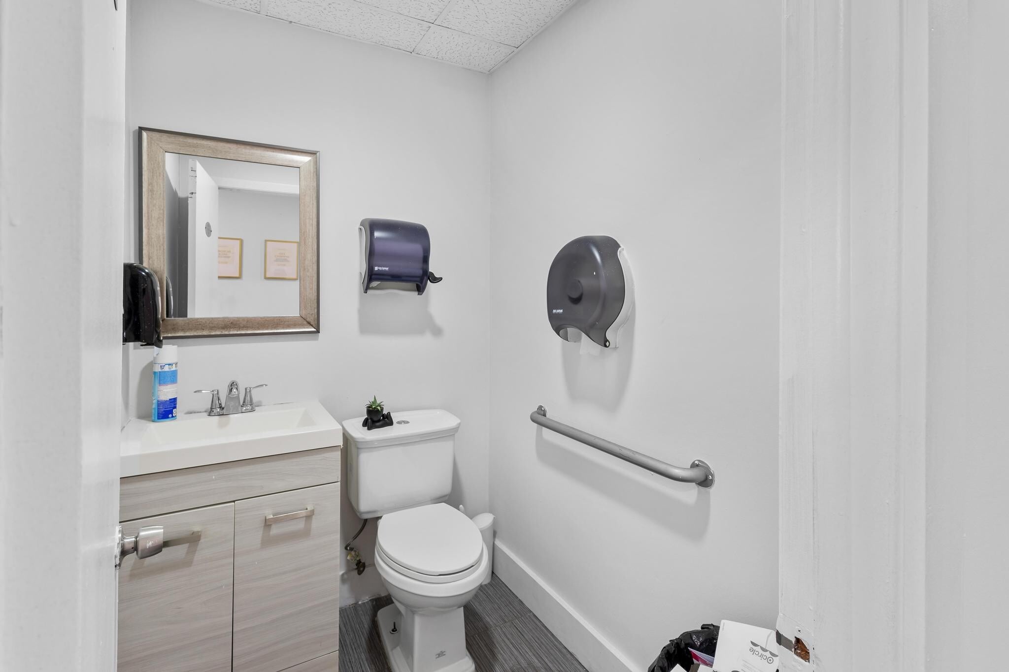 13050 NW 43rd Ave, Opa Locka, FL for lease Interior Photo- Image 1 of 29