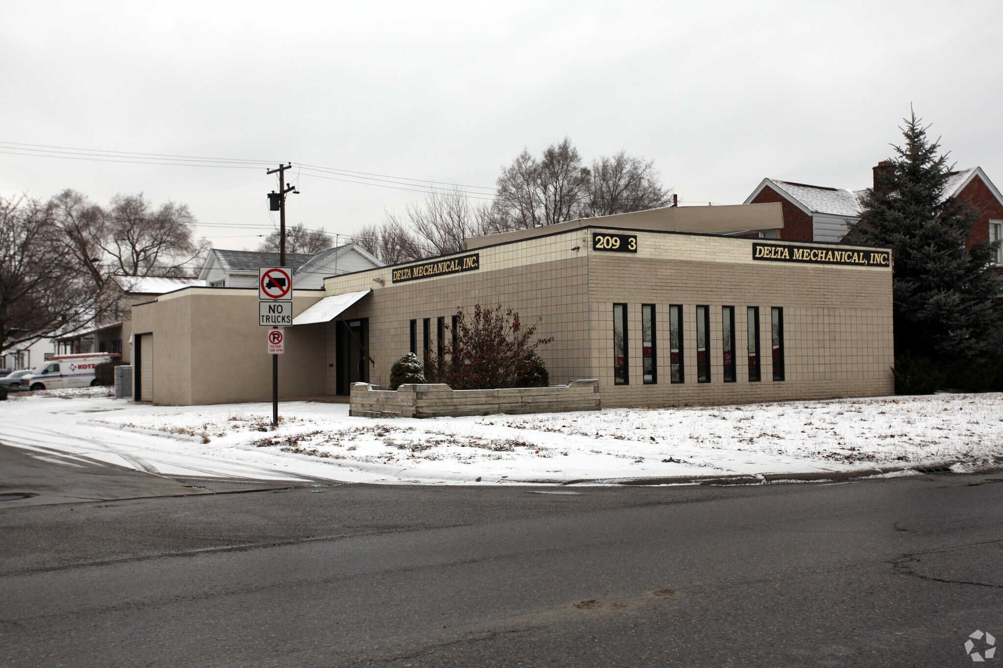 20903 Dequindre Rd, Hazel Park, MI for sale Primary Photo- Image 1 of 1
