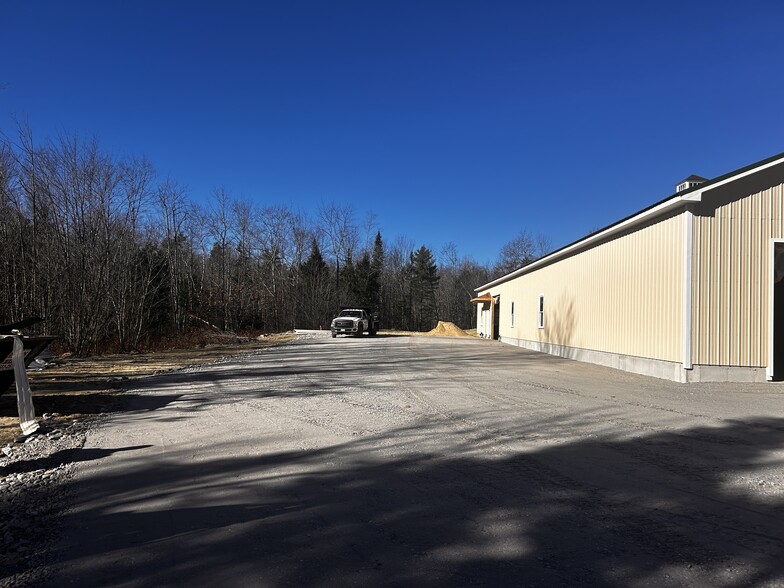 112 Pond Rd, Bowdoinham, ME for lease - Building Photo - Image 3 of 8