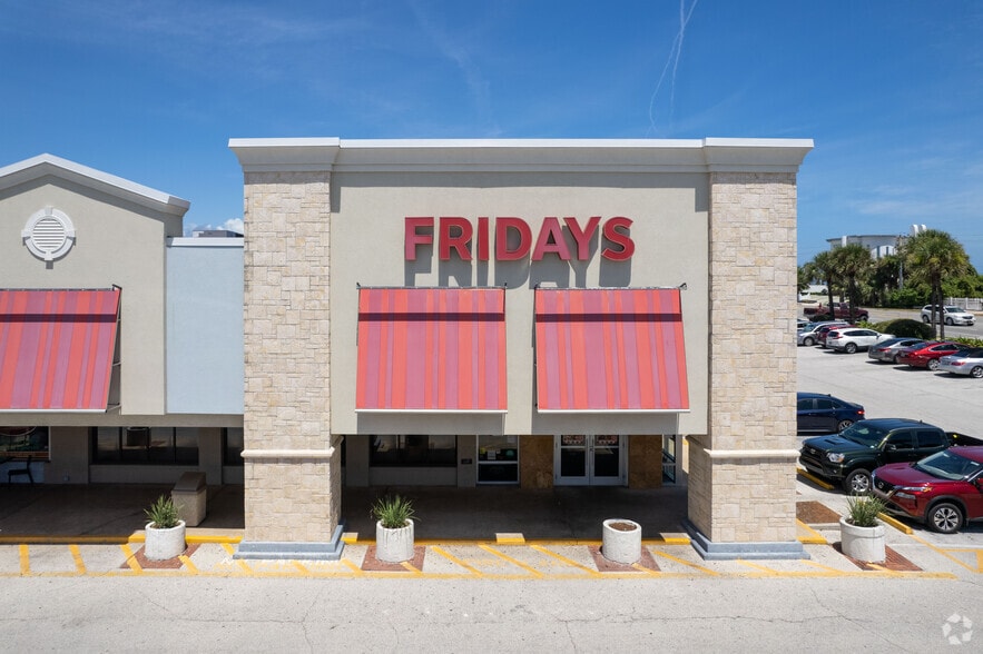 125-247 E Granada Blvd, Ormond Beach, FL for lease - Building Photo - Image 3 of 9