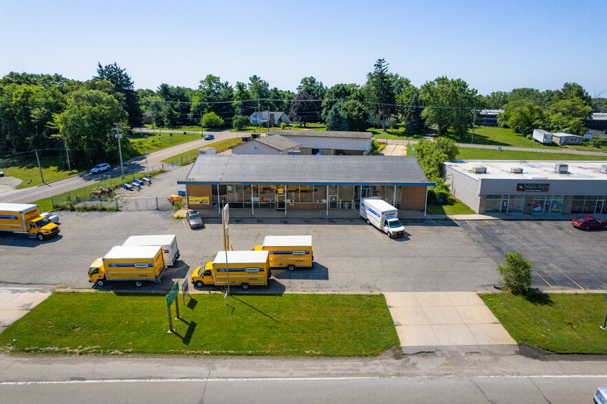3473 Ann Arbor Rd, Jackson, MI for sale - Building Photo - Image 1 of 23