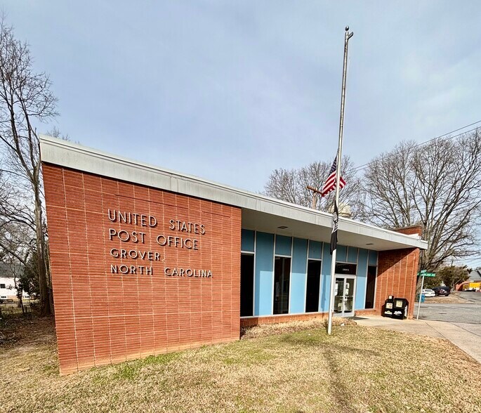 102 Mulberry Rd, Grover, NC for sale - Primary Photo - Image 1 of 1