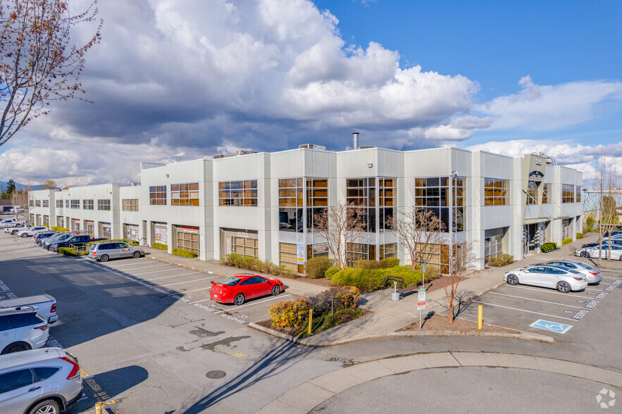 12899 76th Ave, Surrey, BC for lease - Building Photo - Image 3 of 5