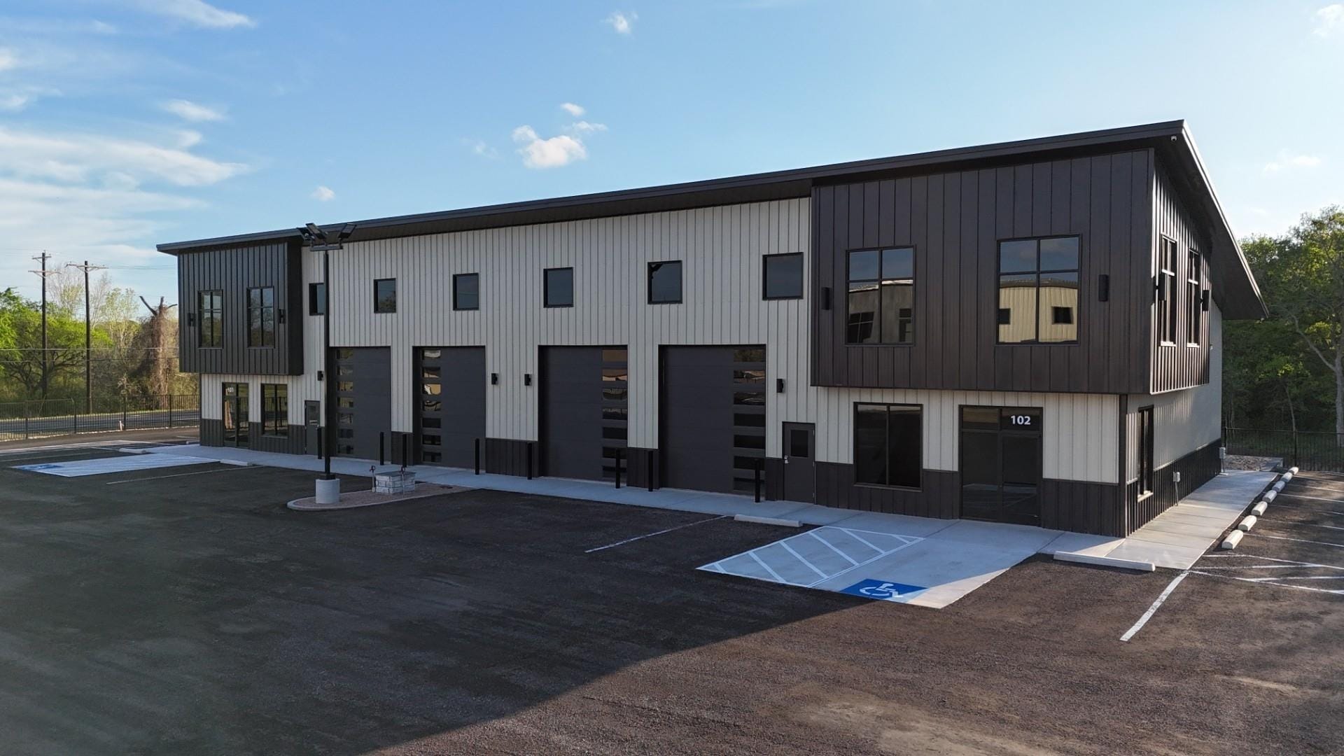 2720 Ranger Hwy, Weatherford, TX for lease Building Photo- Image 1 of 32