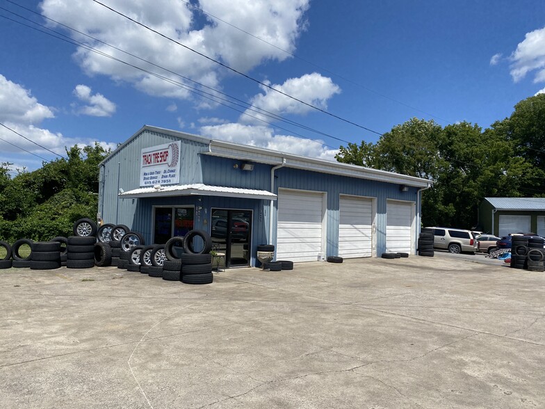 1414 NW Broad Street - 6 Building Portfolio, Murfreesboro, TN for sale - Building Photo - Image 2 of 11