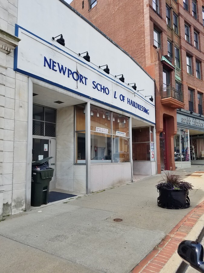 222 Main St, Pawtucket, RI 02860