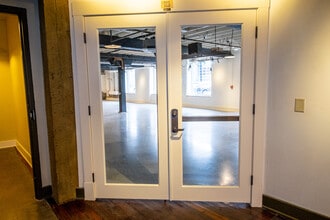 434 Houston St, Nashville, TN for lease Interior Photo- Image 2 of 11