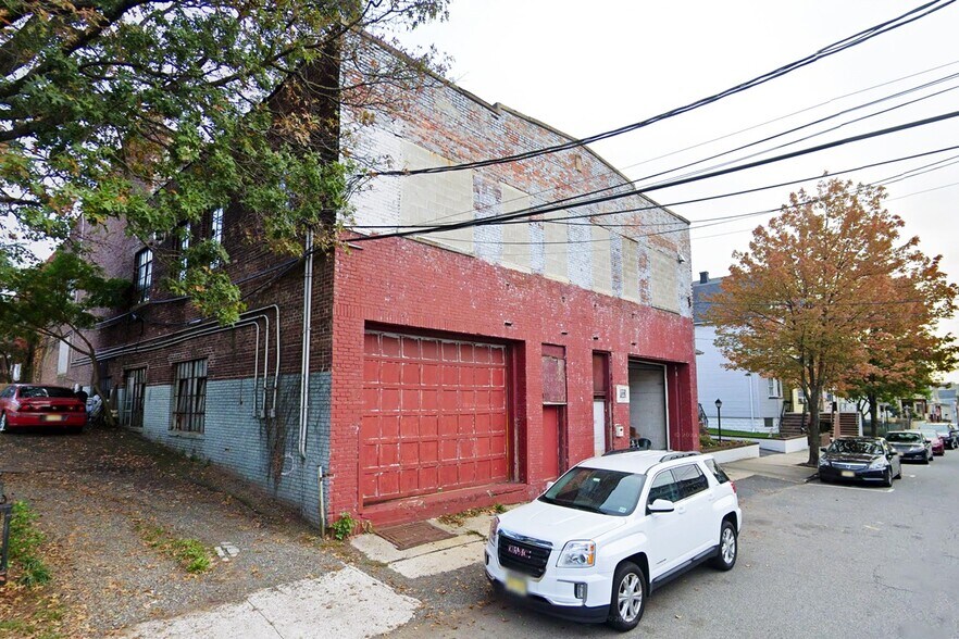 151 Kearny Ave, Kearny, NJ for lease - Building Photo - Image 2 of 3