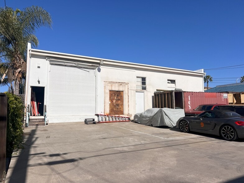 751-763 Turquoise St, San Diego, CA for lease - Building Photo - Image 3 of 8
