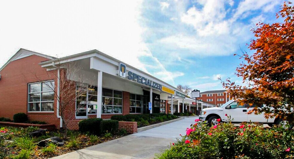 76337701 Pacific St, Omaha, NE 68114