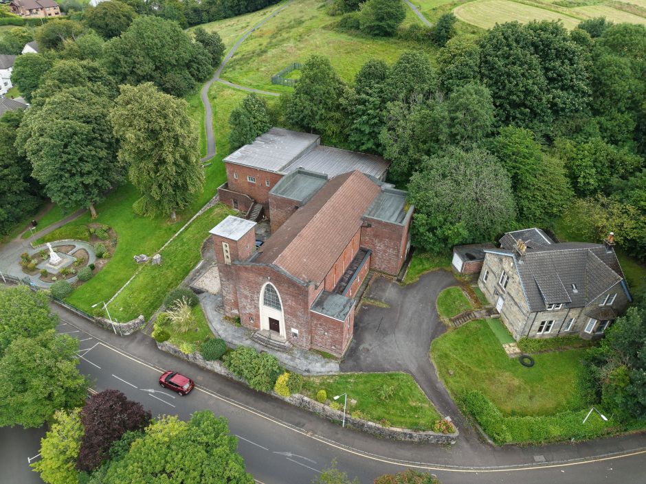 10 Roman Rd, Clydebank for sale Primary Photo- Image 1 of 3