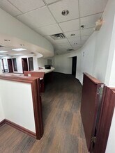 350 S Main St, Ann Arbor, MI for lease Interior Photo- Image 2 of 26
