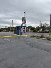 1051 S Willow St, Manchester, NH for lease Building Photo- Image 1 of 5