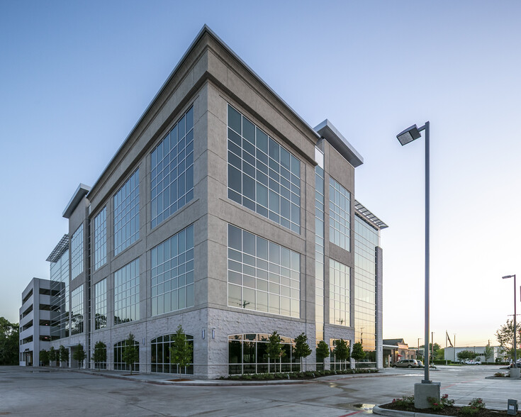 8731 Katy Fwy, Houston, TX for lease - Building Photo - Image 1 of 8