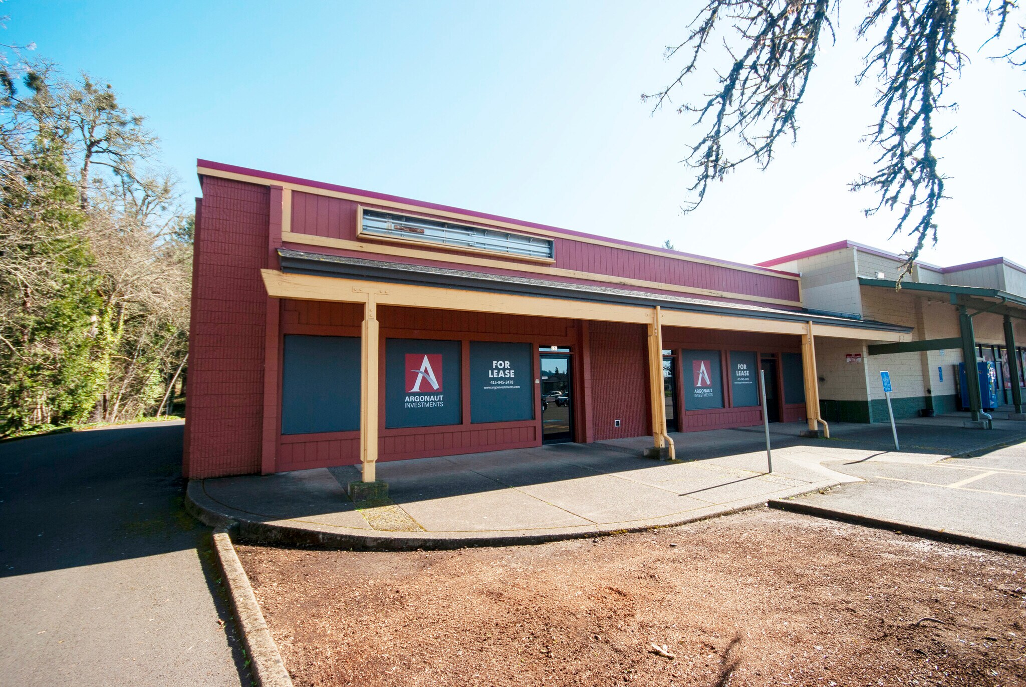 100 Gateway Blvd, Cottage Grove, OR 97424 Gateway Plaza