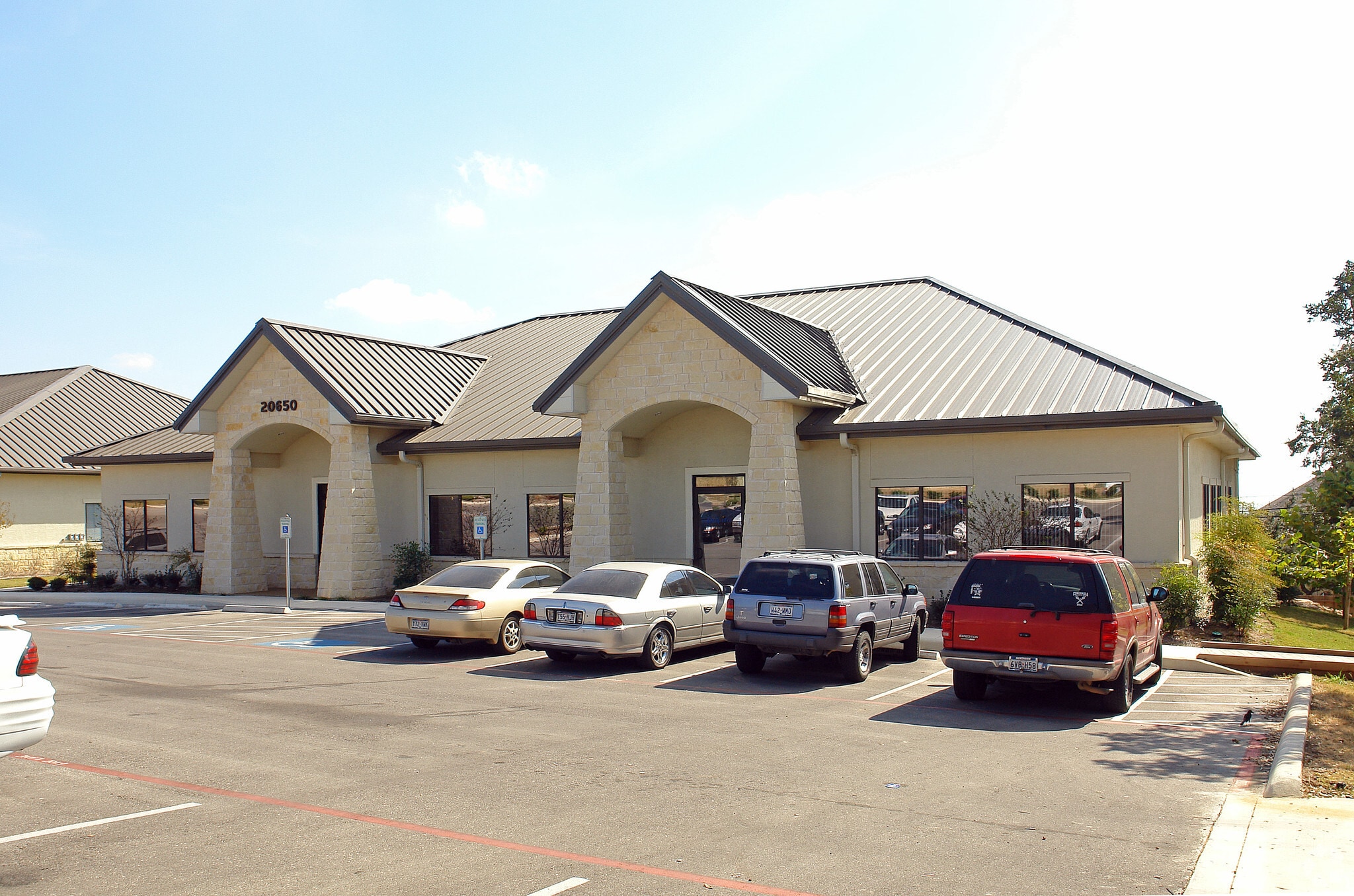 20650 Stone Oak Pky, San Antonio, TX for lease Building Photo- Image 1 of 4