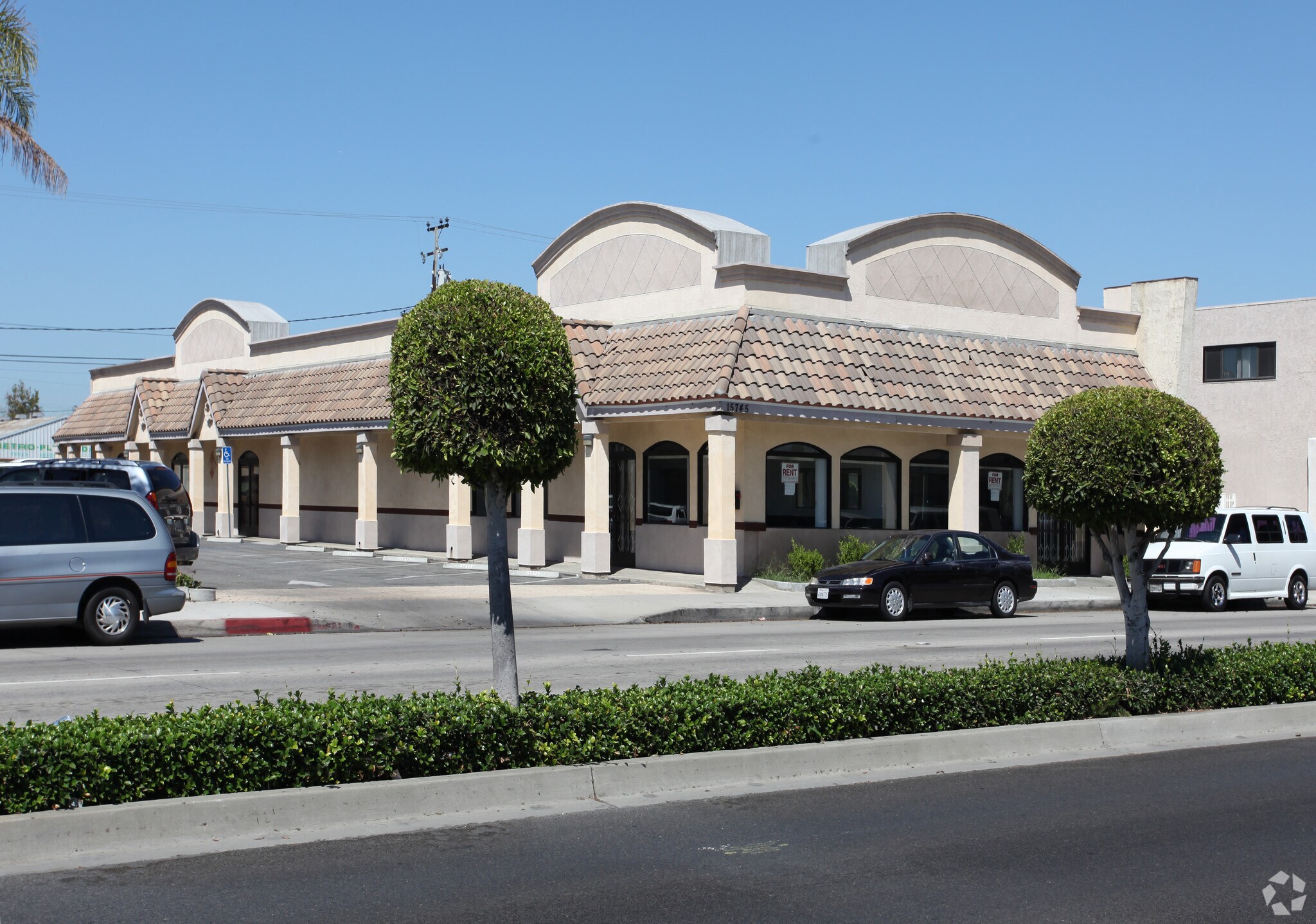 15745 Paramount Blvd, Paramount, CA, 90723 Freestanding Property For