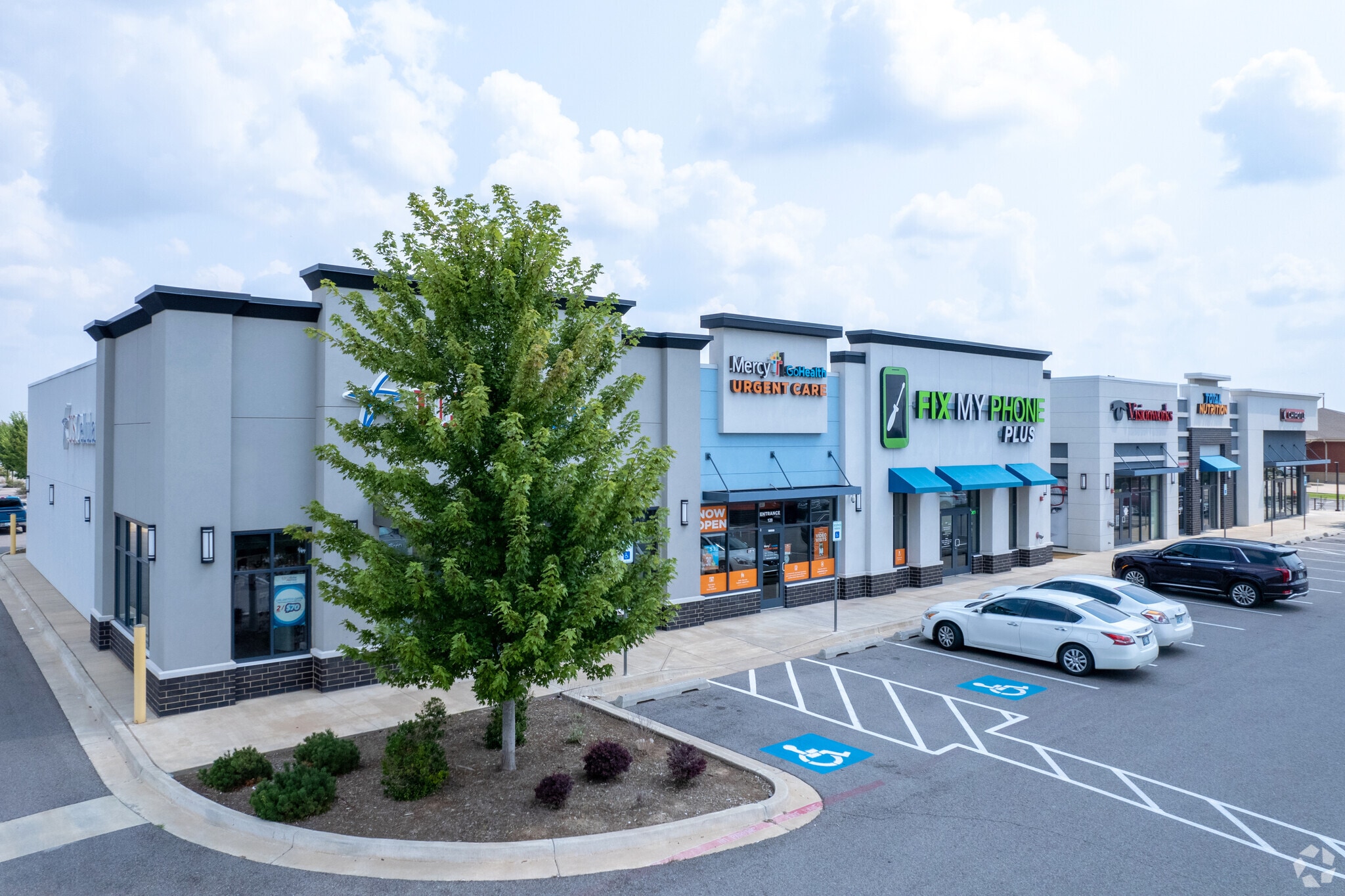 705 SW 19th St, Moore, OK 73160 The Exchange on 19th