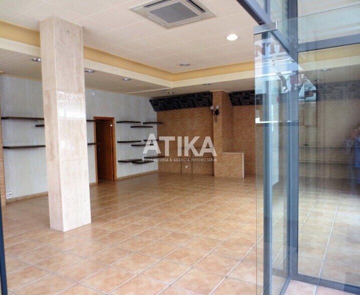 Retail in Ontinyent for lease - Building Photo - Image 1 of 8