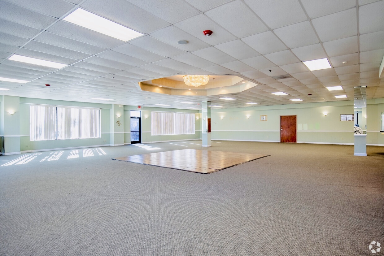 117 International Dr, Morrisville, NC for lease Interior Photo- Image 1 of 2