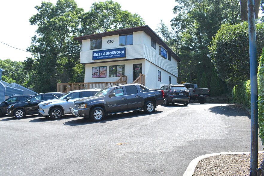 870 W Jericho Tpke, Huntington, NY for sale - Building Photo - Image 1 of 32